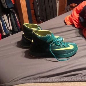 Nike shoes size 12